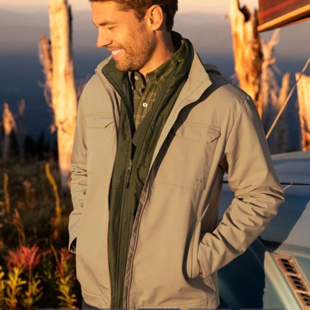 Southern Marsh Wanderer Travel Jacketin khaki XL NWOT
